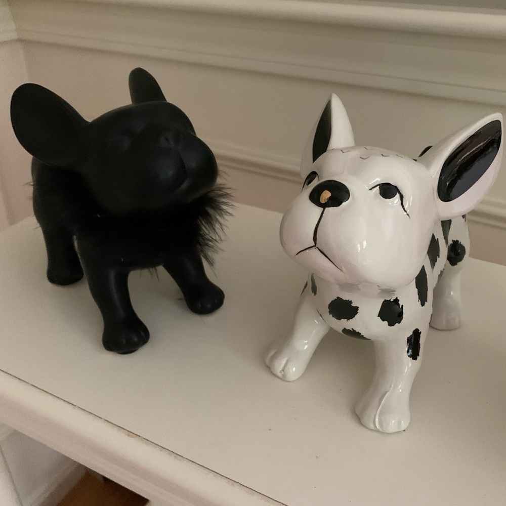Bonded pair ( LOL) of 2 French bulldog statues